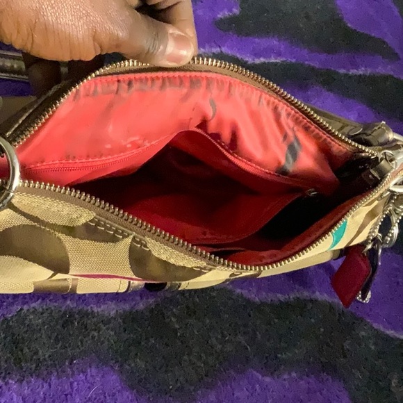 Coach purse - Picture 2 of 6